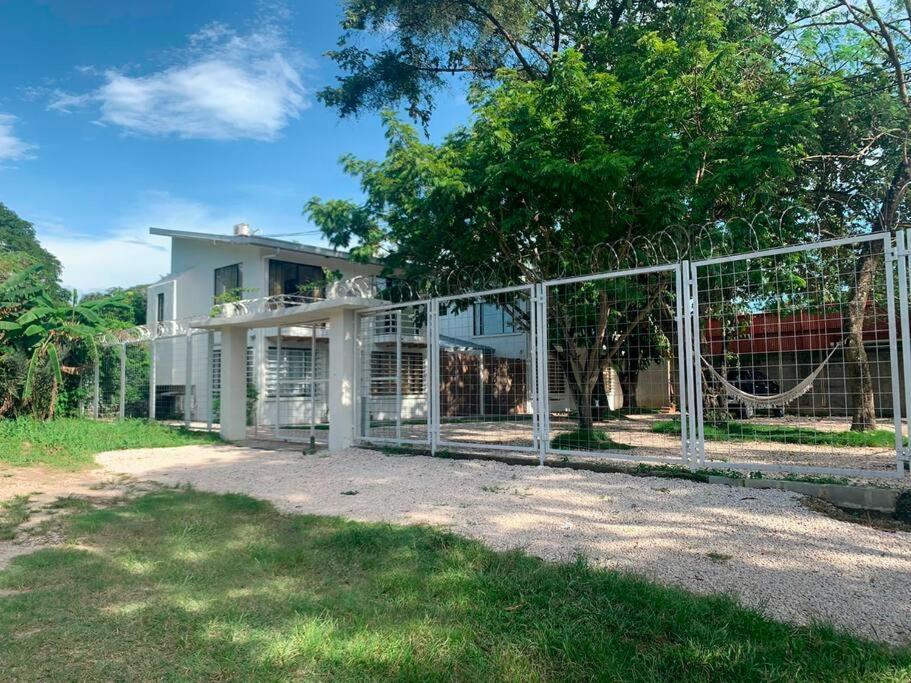 Casa Buda Liberia Cerca Del Aeropuerto מראה חיצוני תמונה